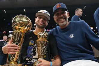 Stephen Curry’s father, Dell Curry, says Warriors star likely to compete in NBA ‘well into his 40s’
