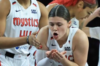 Mystics’ Jade Melbourne chips tooth in gruesome injury after getting elbowed by Aces’ Chelsea Gray