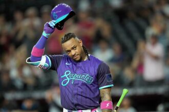 Ketel Marte receives standing ovation from Diamondbacks fans in first home game since controversial heckling