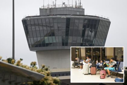 FAA slashes flights in, out of Newark Airport through end of 2025
