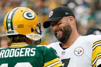Ben Roethlisberger suggests Aaron Rodgers’ first year with Steelers ‘might be his last go’