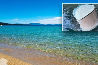 Multiple people dead, 2 missing after boat capsizes at vacation hotspot