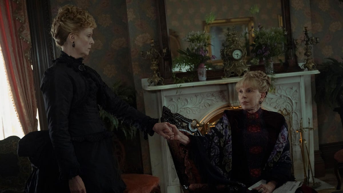 What to Stream on TV This Weekend: ‘The Gilded Age,’ ‘A Minecraft Movie,’ ‘The Waterfront’ and More