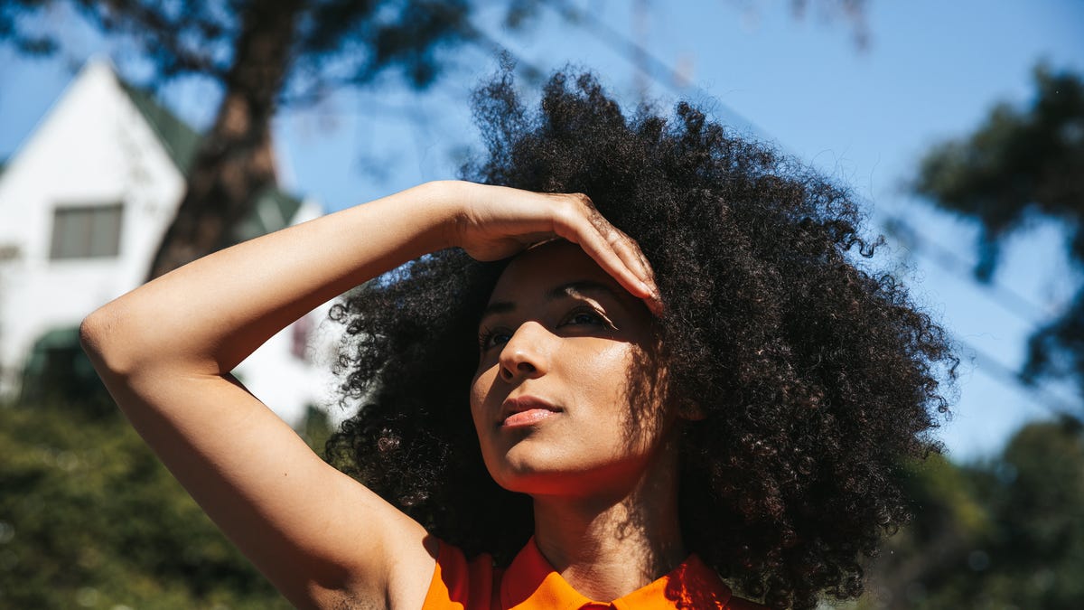 7 Easy Habits That Will Support Your Eye Health This Summer