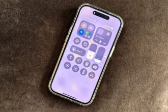 I’m a Bad Sleeper, but This Hidden iPhone Hack Has Helped Me Catch Zs for the Past 5 Years