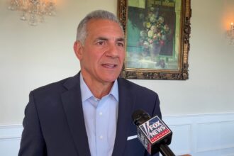 Trump front-and-center in Republican primary for governor as early voting kicks off
