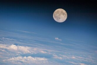 Get Outside and Spot June’s Strawberry Moon This Week