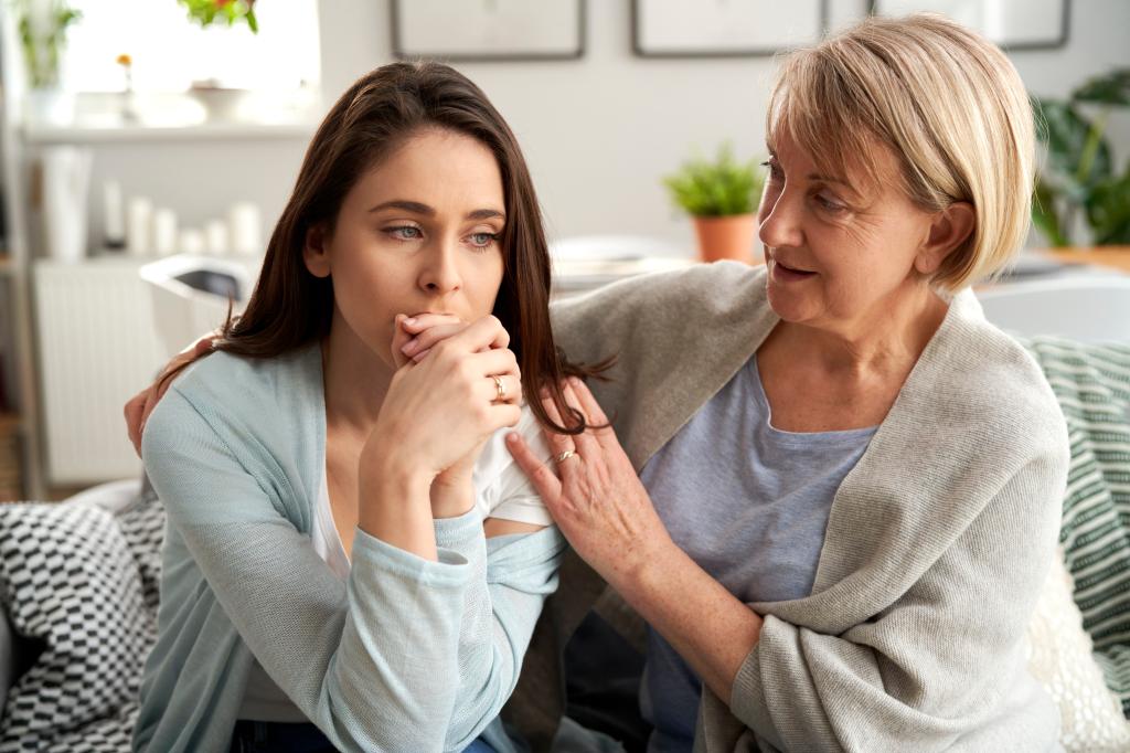 Dear Abby: My grandchild has a lazy eye, but I’m afraid of triggering my daughter