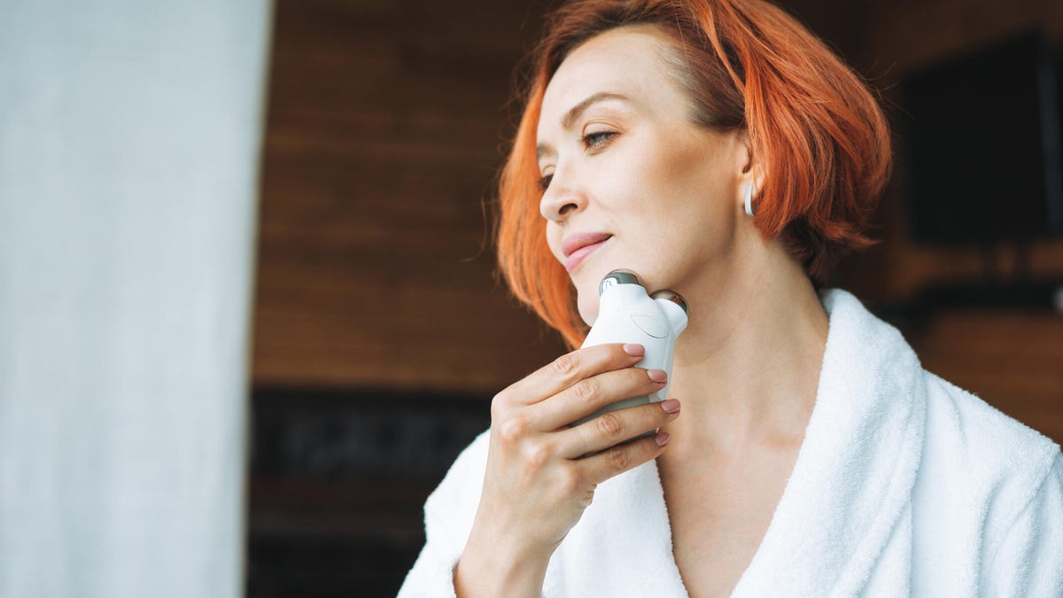 Microcurrent Devices: Do They Work and Are They Worth the Cost? We Asked Dermatologists