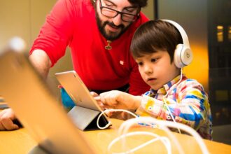 Every Parent Should Know These 3 iPhone and iPad Parental Controls