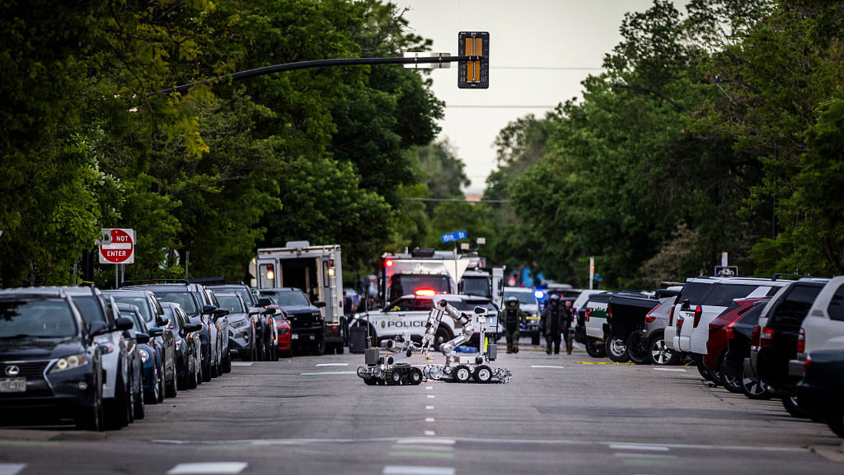 Police respond in Boulder, Colorado