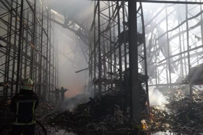 Three Ukrainian soldiers killed in Russian strike on army centre