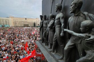 Belarus continues crackdown on political dissent, rights group says