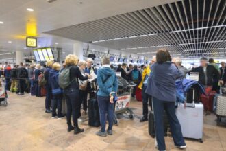 EU airports set to ditch 100ml liquid limit for hand baggage