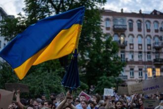 No, video doesn’t show anti-Zelenskyy protest over peace deal refusal