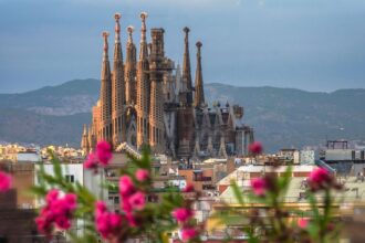 Are there more mosques than churches in Catalonia?