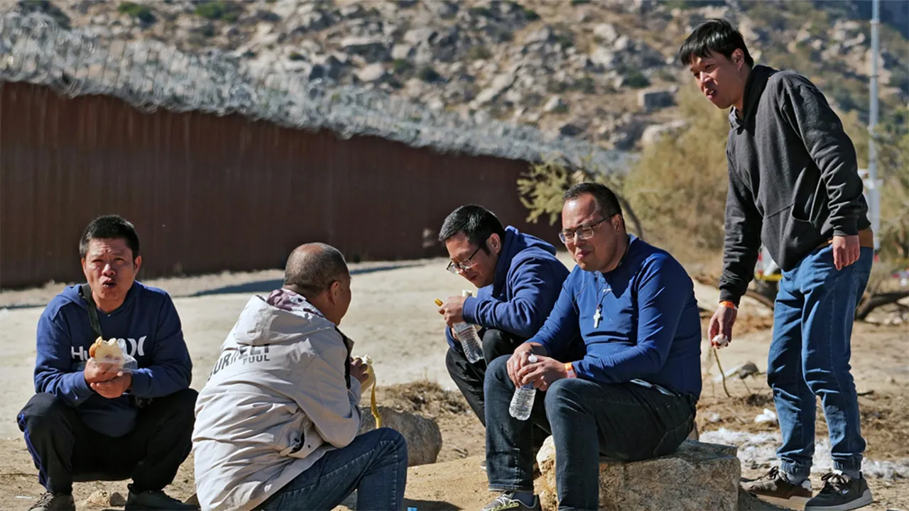 Chinese illegal immigrant crossings that surged during Biden admin a ‘national security concern,’ expert warns
