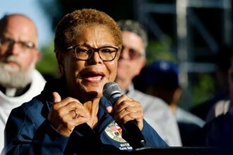 LA Mayor Bass dodges question on whether all illegal immigrants in city should be allowed to stay
