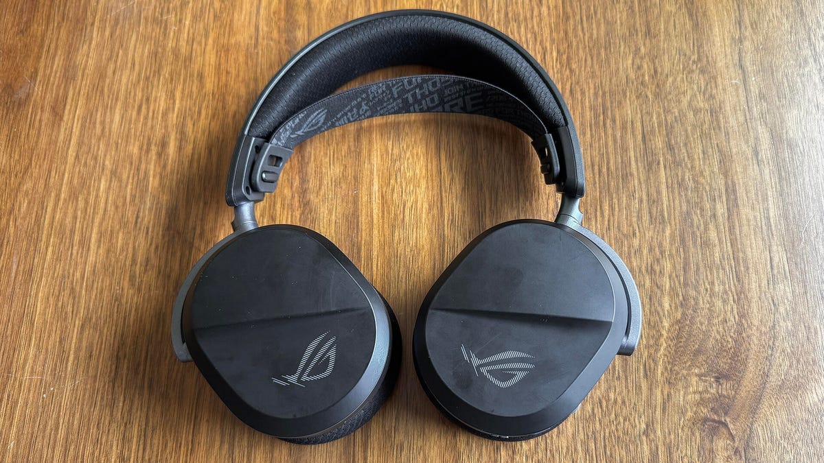 These 0 Asus Gaming Headphones Get Almost Everything Right