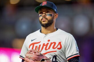 Astros bring back Carlos Correa in MLB trade deadline deal with Twins: reports