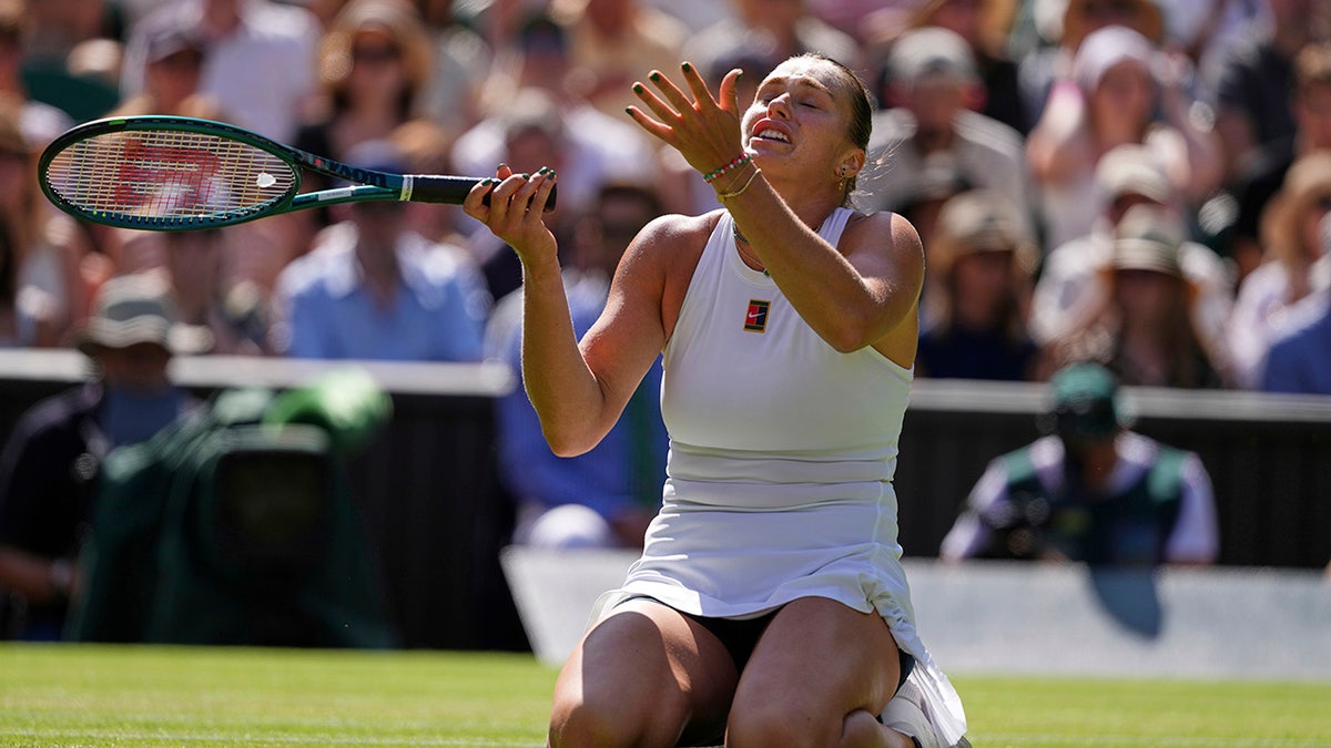 Aryna Sabalenka reacts