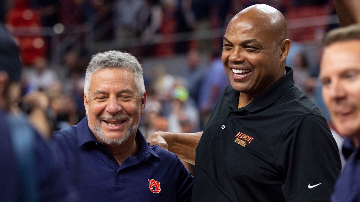 Charles Barkley and Bruce Pearl