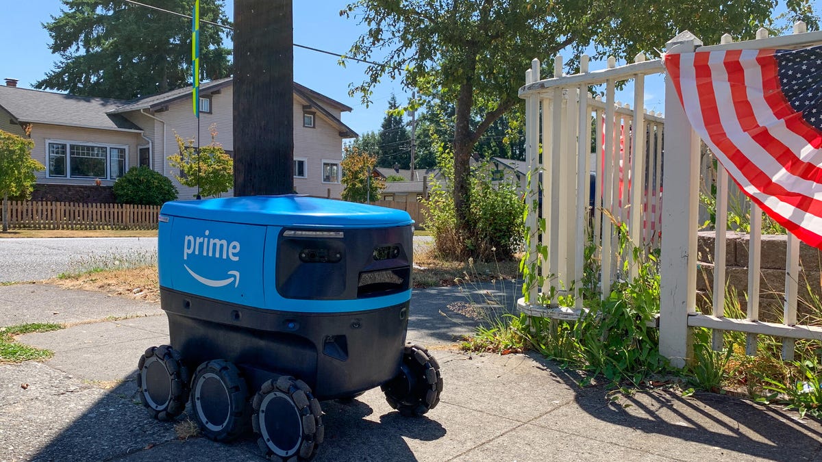 Amazon Reaches Automation Milestone by Deploying Its Millionth Robot