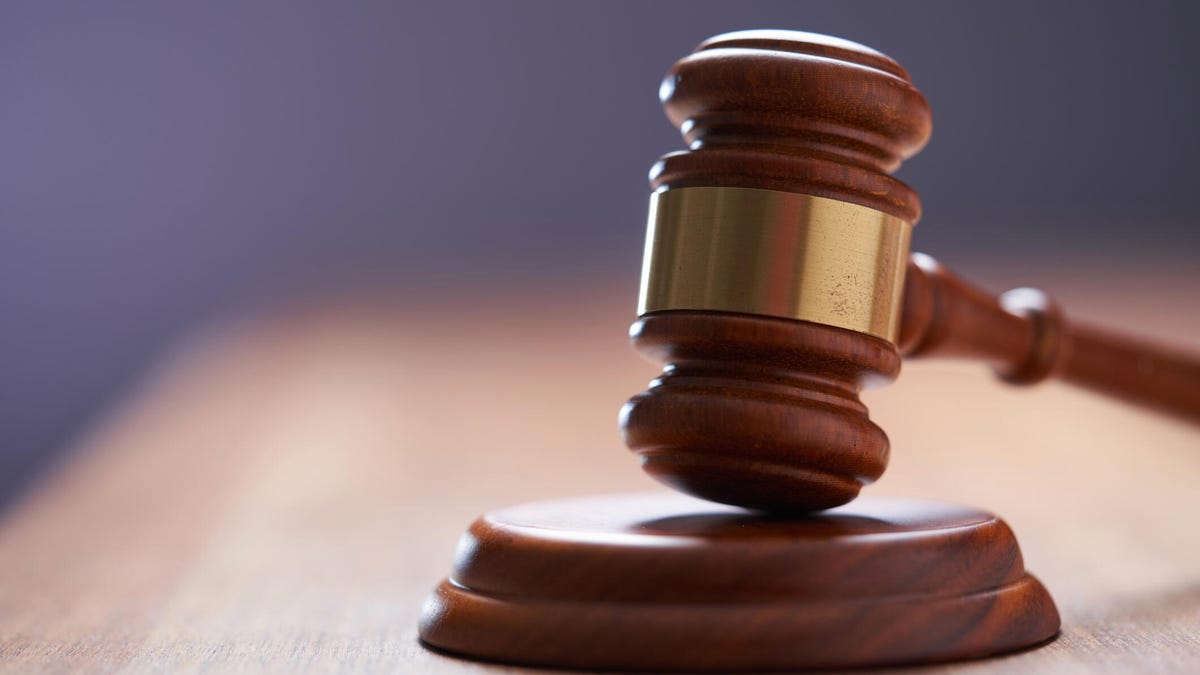 Scammers Are Using Fake Lawyers and Court Dates to Steal Immigrants’ Money. Here’s What to Look Out For