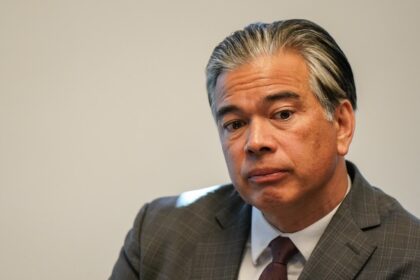 California AG says online daily fantasy sports are illegal in the state