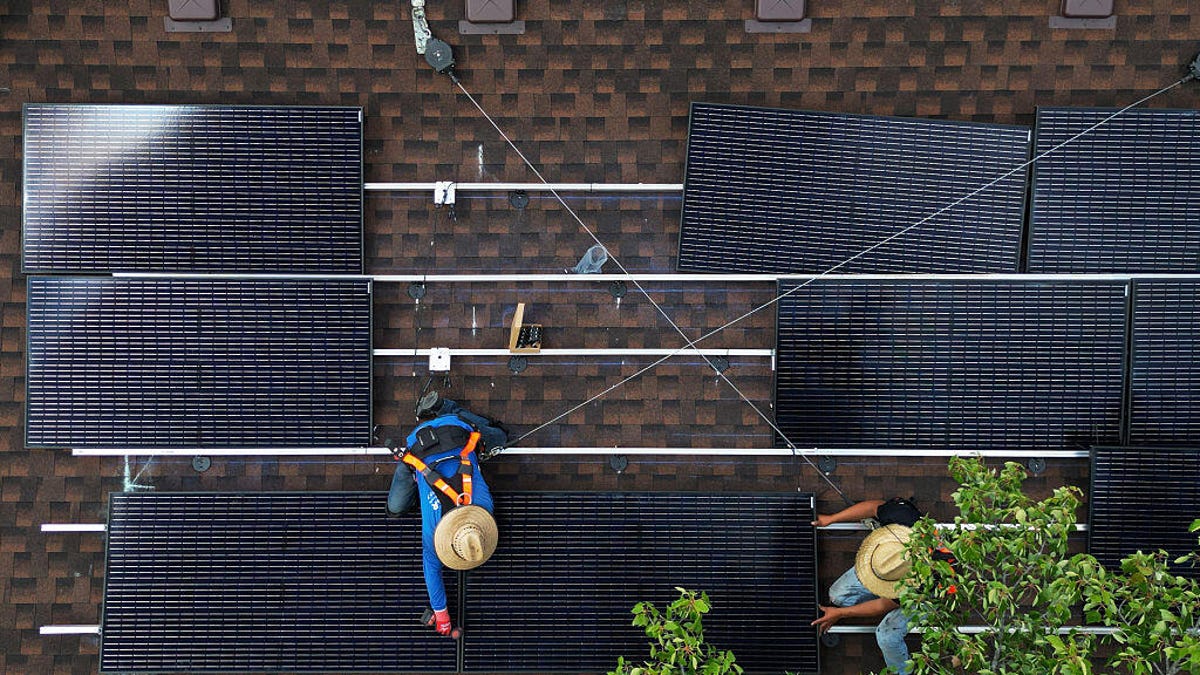 Key Home Energy Tax Credits End This Year. Act Quickly if You’re Considering Solar Panels, Experts Say