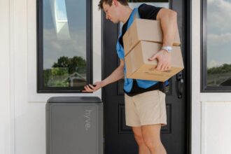 When an Amazon Driver Broke Down My Gate, This Device Would Have Saved Me 0