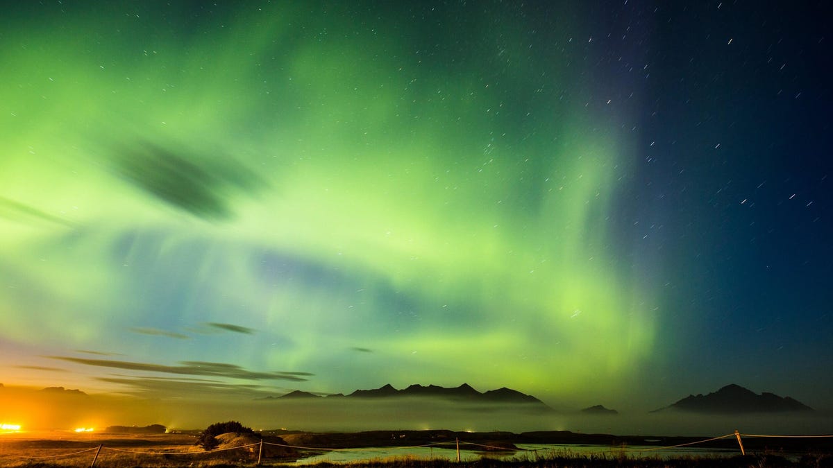 Aurora Borealis May Hit These 16 States Over the Next 2 Days