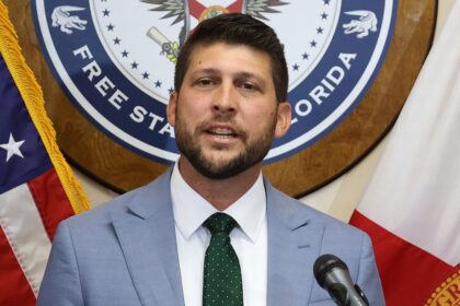 Florida AG threatens to sue US Masters Swimming over gender-participation policy