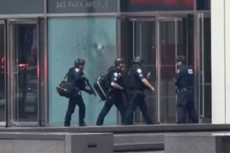 NYPD officer killed, among 5 shot in NYC shooting; gunman dead at Blackstone building