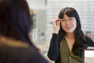 How to Find the Perfect Glasses for Your Face Shape and Skin Tone
