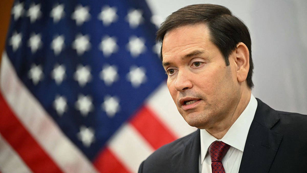 Rubio meets with Russia Foriegn Minister Lavrov