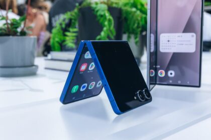 Which Foldable Will You Flip For? Comparing Samsung’s Galaxy Z Flip 7 and Z Flip 7 FE