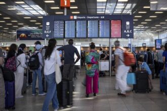 Will flying outside the EU subject French to stricter tax audits?