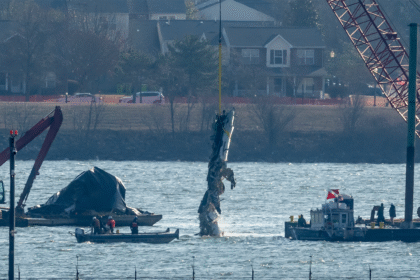 Air traffic controller should have warned plane of Army helicopter’s path ahead of fatal DC crash: FAA