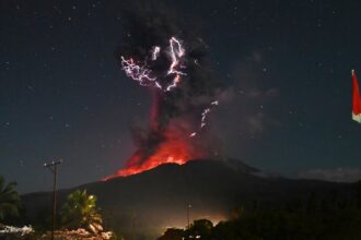 Stunning photos capture moment one of Indonesia’s most active volcanoes erupts