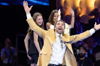Brand new NFL Hall of Famer has wardrobe malfunction doing signature sack celebration