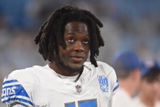 Teddy Bridgewater to sign with Buccaneers following suspension from high school coaching job