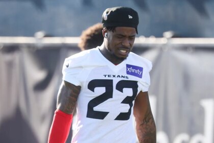 Texans’ C.J. Gardner-Johnson carted from West Virginia training camp finale with possible leg injury: report