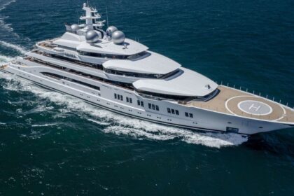 Russian oligarch’s 5M seized superyacht heads to auction as Trump–Putin summit nears