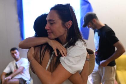 Gal Gadot joins hostage families in Israel amid nationwide movement to end Gaza war