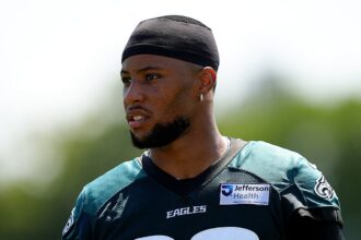 Eagles’ Saquon Barkley puts devaluation of running backs’ contracts on handful of franchises