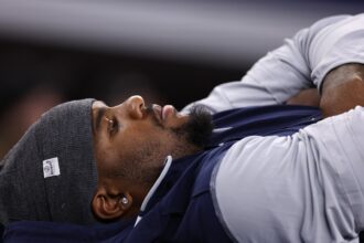 Micah Parsons’ antics during preseason finale spark controversy, fuel Cowboys contact drama