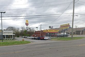 Decapitated body discovered near Nashville Waffle House