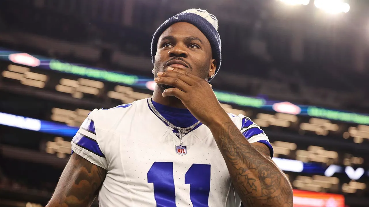 Cowboys players, including CeeDee Lamb, react to stunning Micah Parsons trade to Packers
