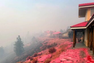 Oregon wildfire threatens thousands of homes as officials issue ominous warning
